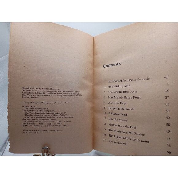 The Three Investigators: The Mystery Of The Two-Toed Pigeon, #37 PB Keyhole Ed - Picture 7 of 10